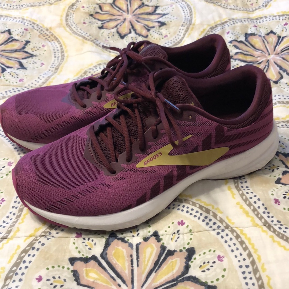 Brooks Launch 6